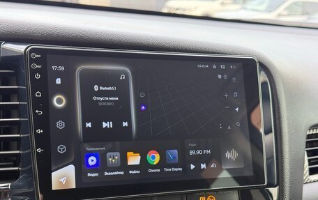 Mitsubishi Outlander III рестайлинг 3, 2016 год, 1 590 000 рублей, 16 фотография