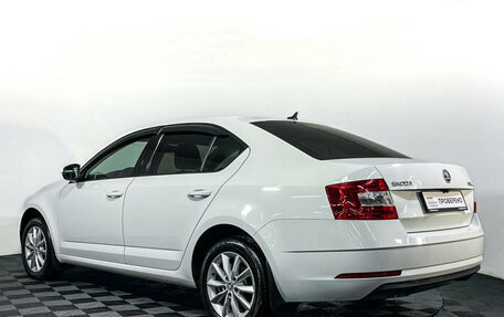 Skoda Octavia, 2018 год, 1 647 000 рублей, 7 фотография