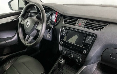 Skoda Octavia, 2018 год, 1 647 000 рублей, 9 фотография