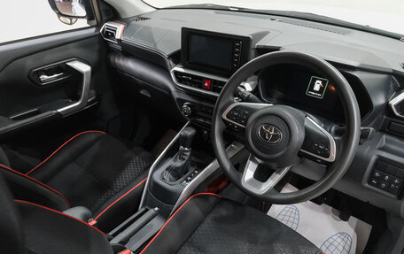 Toyota Raize I, 2021 год, 1 959 000 рублей, 14 фотография