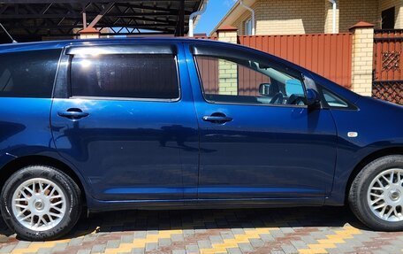 Toyota Wish II, 2004 год, 780 000 рублей, 1 фотография