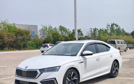 Skoda Octavia IV, 2022 год, 1 676 000 рублей, 1 фотография