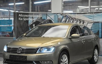 Volkswagen Passat B7, 2013 год, 999 000 рублей, 1 фотография
