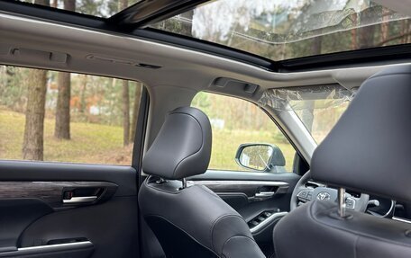 Toyota Highlander, 2026 год, 5 275 000 рублей, 29 фотография