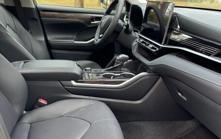 Toyota Highlander, 2026 год, 5 275 000 рублей, 27 фотография