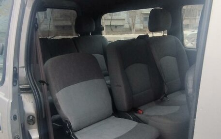 Hyundai Starex I рестайлинг, 2006 год, 650 000 рублей, 8 фотография