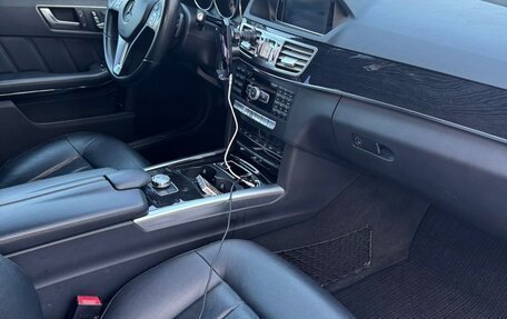 Mercedes-Benz E-Класс, 2014 год, 2 350 000 рублей, 10 фотография