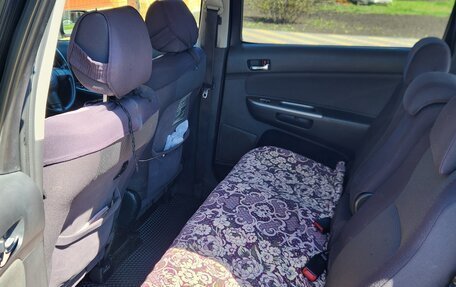 Toyota Wish II, 2004 год, 780 000 рублей, 15 фотография