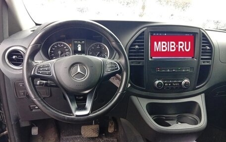 Mercedes-Benz Vito, 2019 год, 3 400 000 рублей, 5 фотография