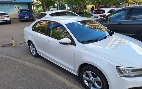 Volkswagen Jetta VI, 2015 год, 1 100 000 рублей, 2 фотография