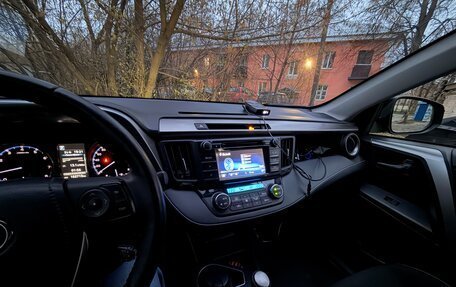 Toyota RAV4, 2016 год, 2 000 000 рублей, 5 фотография