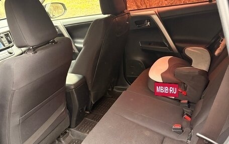 Toyota RAV4, 2016 год, 2 000 000 рублей, 11 фотография