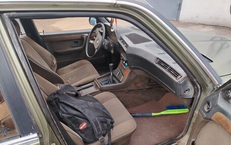 BMW 7 серия, 1983 год, 450 000 рублей, 6 фотография