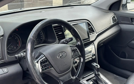 Hyundai Elantra VI рестайлинг, 2016 год, 1 350 000 рублей, 8 фотография