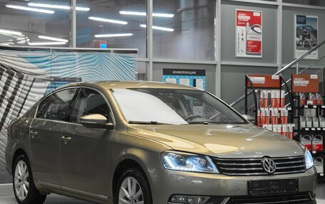 Volkswagen Passat B7, 2013 год, 999 000 рублей, 3 фотография