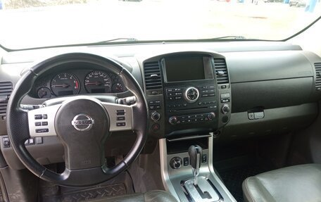 Nissan Navara (Frontier), 2013 год, 1 440 000 рублей, 5 фотография