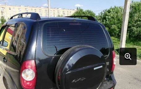 Chevrolet Niva I рестайлинг, 2011 год, 700 000 рублей, 4 фотография