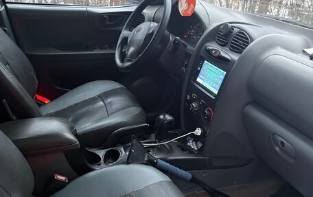 Hyundai Santa Fe III рестайлинг, 2001 год, 600 000 рублей, 3 фотография