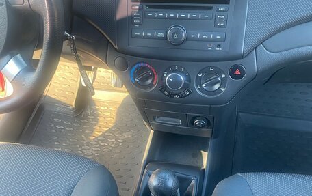 Chevrolet Aveo III, 2010 год, 650 000 рублей, 9 фотография