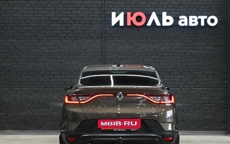 Renault Arkana I, 2021 год, 1 700 000 рублей, 5 фотография