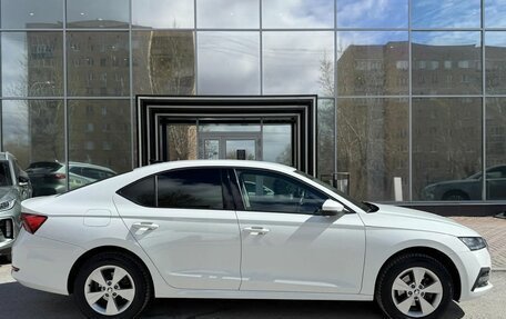 Skoda Octavia IV, 2021 год, 2 415 000 рублей, 5 фотография