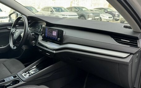 Skoda Octavia IV, 2021 год, 2 415 000 рублей, 13 фотография