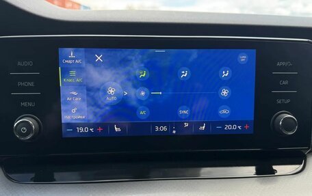 Skoda Octavia IV, 2021 год, 2 415 000 рублей, 19 фотография