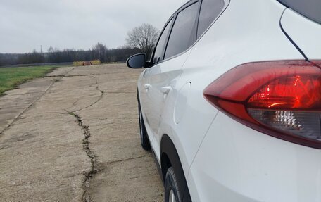 Hyundai Tucson III, 2017 год, 1 820 000 рублей, 24 фотография