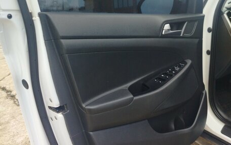 Hyundai Tucson III, 2017 год, 1 820 000 рублей, 23 фотография