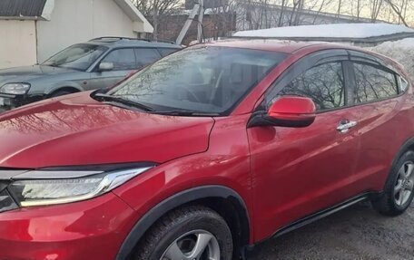 Honda Vezel, 2018 год, 1 850 000 рублей, 3 фотография