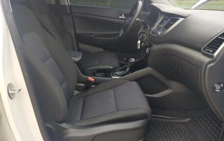 Hyundai Tucson III, 2017 год, 1 820 000 рублей, 38 фотография