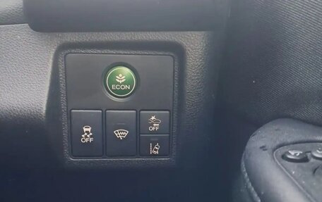 Honda Vezel, 2018 год, 1 850 000 рублей, 11 фотография