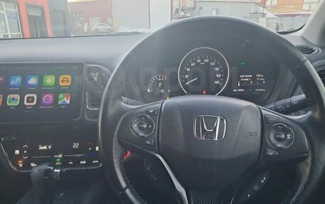 Honda Vezel, 2018 год, 1 850 000 рублей, 9 фотография