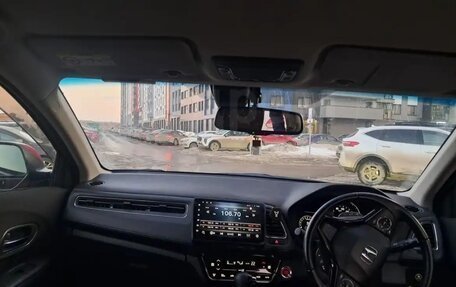 Honda Vezel, 2018 год, 1 850 000 рублей, 16 фотография