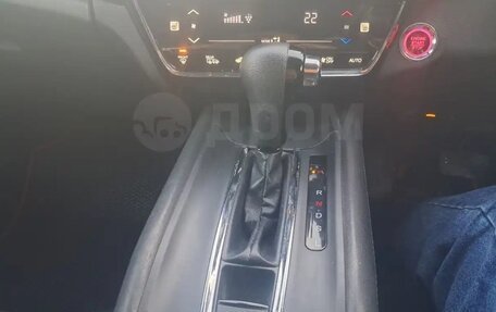 Honda Vezel, 2018 год, 1 850 000 рублей, 12 фотография