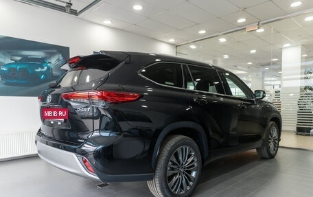 Toyota Highlander, 2026 год, 5 550 000 рублей, 2 фотография