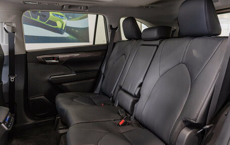 Toyota Highlander, 2026 год, 5 550 000 рублей, 17 фотография