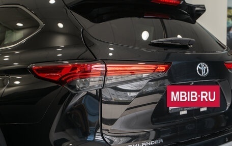 Toyota Highlander, 2026 год, 5 550 000 рублей, 23 фотография