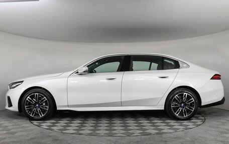 BMW 5 серия, 2025 год, 10 390 000 рублей, 6 фотография