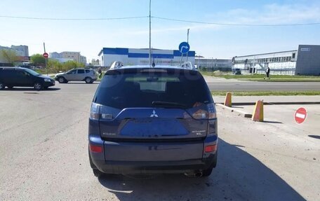 Mitsubishi Outlander III рестайлинг 3, 2008 год, 1 100 000 рублей, 3 фотография