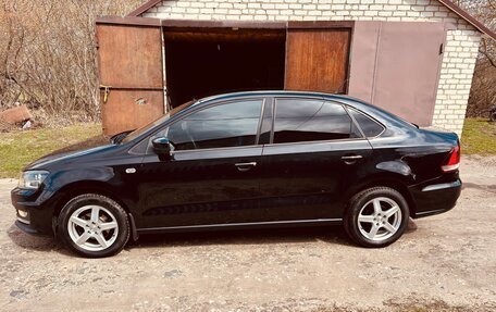 Volkswagen Polo VI (EU Market), 2015 год, 980 000 рублей, 3 фотография