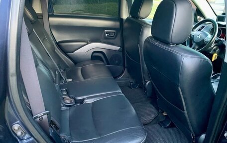 Mitsubishi Outlander III рестайлинг 3, 2008 год, 1 100 000 рублей, 8 фотография