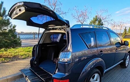 Mitsubishi Outlander III рестайлинг 3, 2008 год, 1 100 000 рублей, 9 фотография