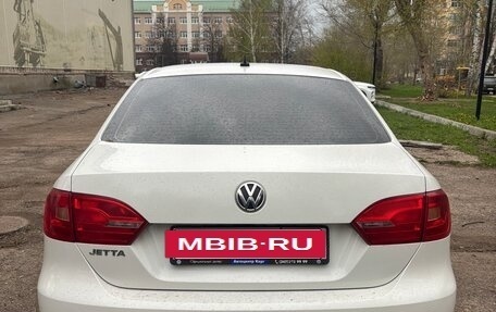 Volkswagen Jetta VI, 2013 год, 770 000 рублей, 3 фотография