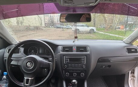 Volkswagen Jetta VI, 2013 год, 770 000 рублей, 16 фотография