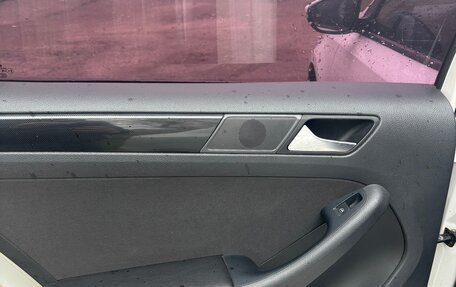 Volkswagen Jetta VI, 2013 год, 770 000 рублей, 15 фотография