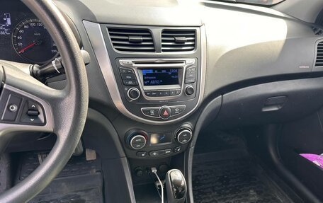 Hyundai Solaris II рестайлинг, 2016 год, 1 150 000 рублей, 2 фотография