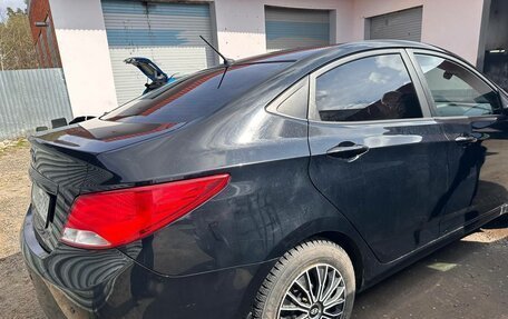 Hyundai Solaris II рестайлинг, 2016 год, 1 150 000 рублей, 3 фотография