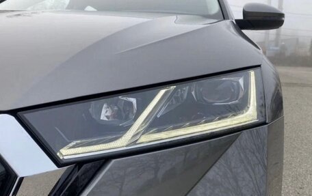 Skoda Octavia IV, 2023 год, 3 200 000 рублей, 2 фотография