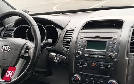 KIA Sorento II рестайлинг, 2012 год, 1 600 000 рублей, 20 фотография